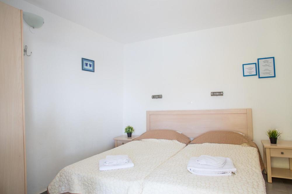 Agios Pavlos Hotel Exterior photo